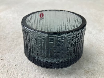 iittala Thule Teelichthalter grey +Kartonage Glas Teelicht Tapio Wirkkala