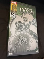 Hot Toys Doctor Doom  Special Edition  Marvel Collectible 1 6th Scale Figure
