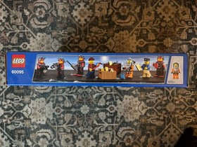 LEGO CITY: Deep Sea Exploration Vessel (60095) - New in Box Sealed