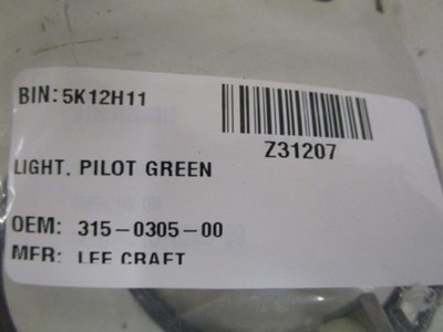 LOT OF 2 LEE CRAFT PILOT GREEN LIGHT 315-0305-00 NSNP
