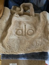 Alo Camel Yoga Bag