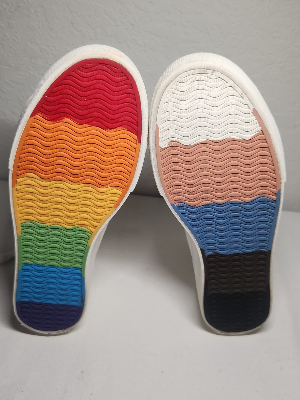 SAOLA Sneakers American Eagle Pride donna taglia 8 suola arcobaleno ricamata "Trust in