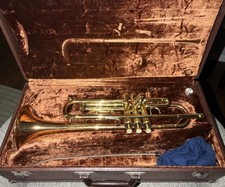 Rare Vintage Doc Severinsen 1000B Trumpet With Case Very Good Shape
