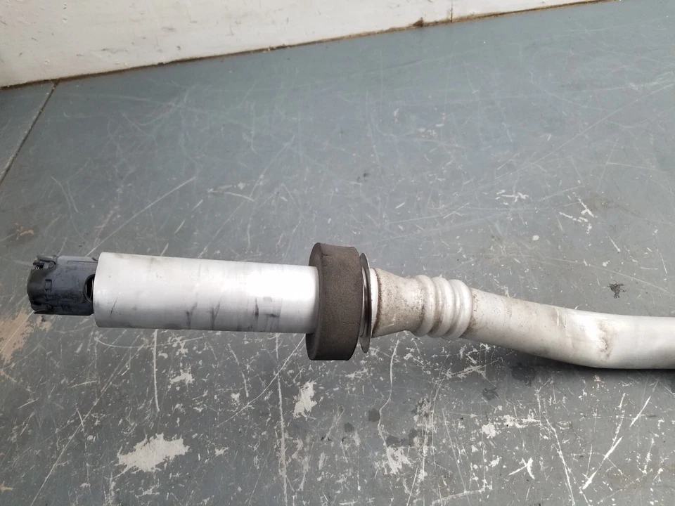 2001 Porsche 911 996 Turbo Cuello de llenado de combustible #7552 X8 Foto 3 de 4