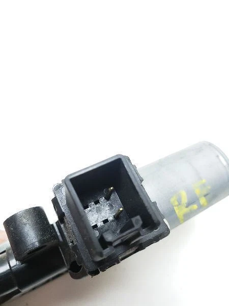 2014 Mazda 3 Front Right Power Window Motor Only BHN95858X Foto 3 de 4