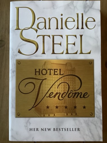 DANIELLE STEEL 4 x books Bulk Legacy, Hotel Vendome, Against All Odds, Big Girl - Picture 4 of 9