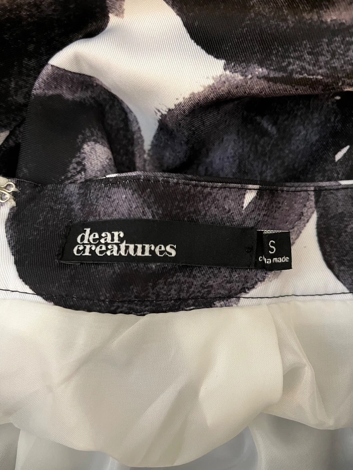 Impresionante Falda Dear Creatures Anthropologie Abstracta Línea A Blanco y Negro, Talla S Foto 2 de 4