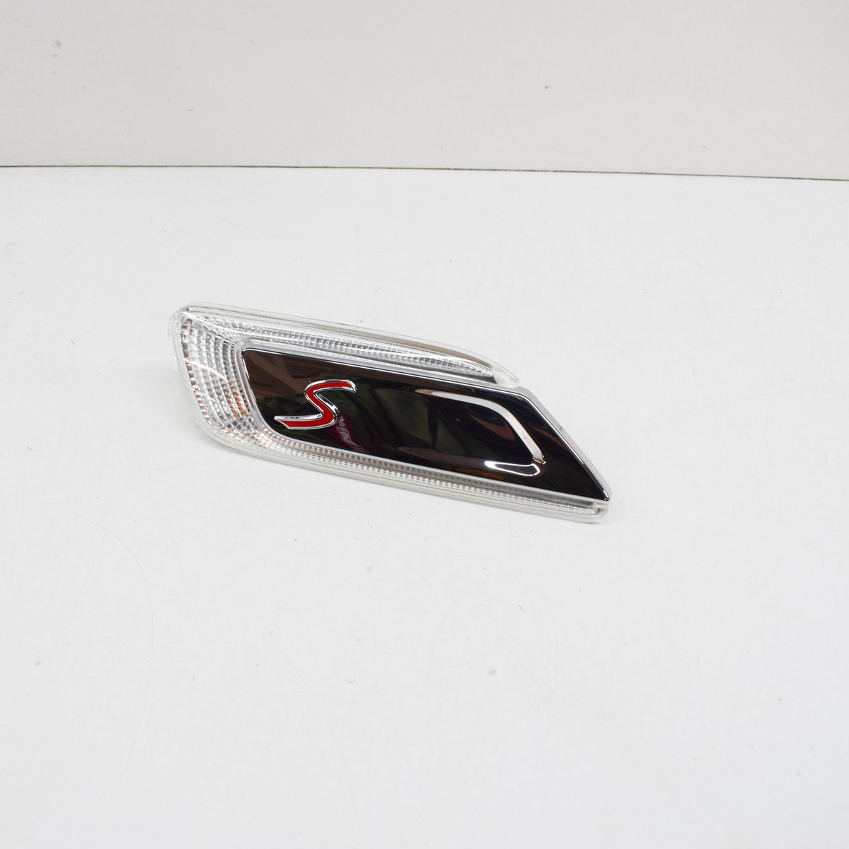 NEW MINI CLUBMAN COOPER S F54 FRONT RIGHT TURN LIGHT 63137358470