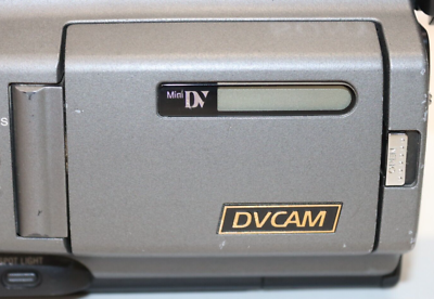 Sony DSR-PD170 DVCAM Mini DV Camcorder Tested & Works Sony DSR-PD170 DVCAM Mini DV Camcorder Tested & Works