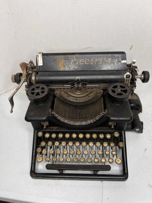 レア　vintage typewriter Rare 1925 Woodstock Electrite Typewriter ~ One of the First
