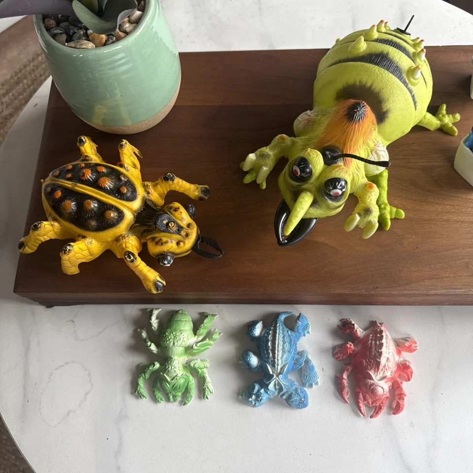 1964 HORRIBLE HAMILTON by REMCO Hamilton's Invaders Lot of 5 RARE Alien Toys!  - Image 3 of 4