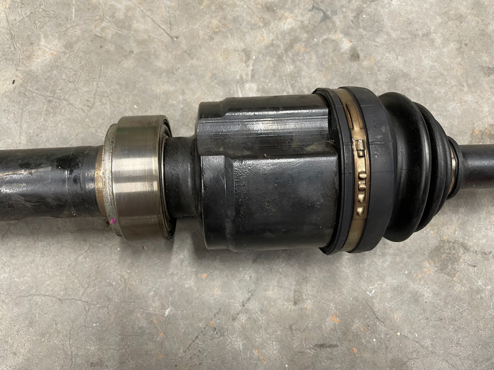 Lotus Evora Axle Shaft Assembly - A132F0058 - RH Automatic Transmission