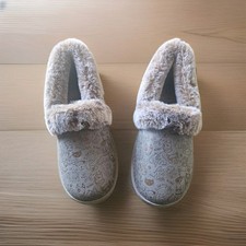 NWOB Size 7.5 - Skechers Bobs Too Cozy Slip On Dog/Cat Print Women s Fur Lined