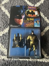  TEC-SHIELD BATMAN Action Figure KENNER MOC 1990 DARK KNIGHT Collection Keaton