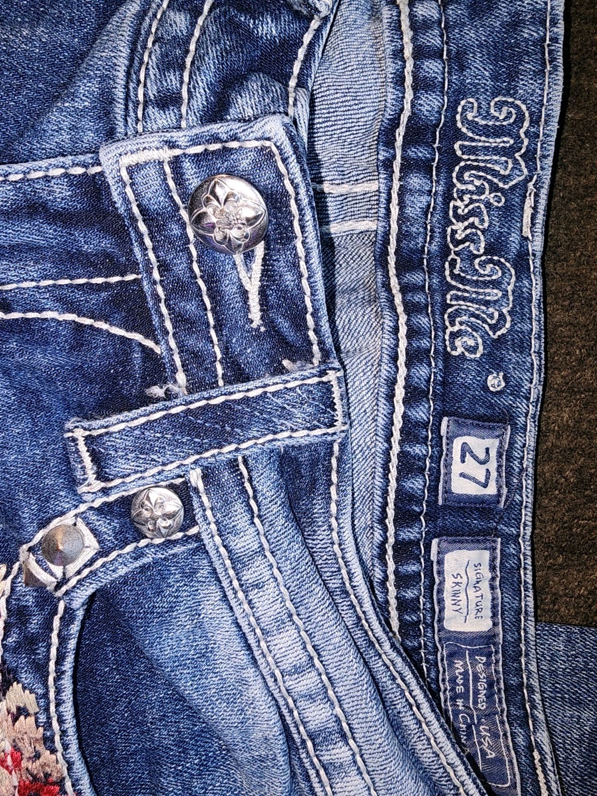 Miss Me Women's Buckle Jeans Sz 27 Signature Skinny Bling, Embroidery NWOT image 6