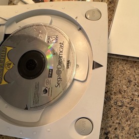 SEGA Dreamcast NTSC-U/C Console Bundle w/ Games Soulcalibur Resident Evil