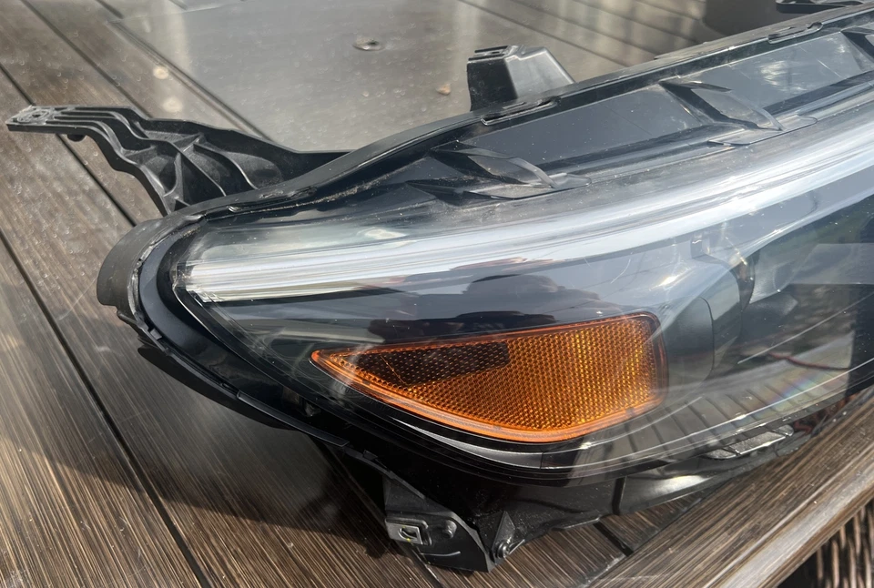 2016 2018 CHEVY MALIBU ПРАВАЯ ФАРА ПАССАЖИРСКАЯ БОКОВАЯ ФАРА ОТ ОРИГИНАЛЬНОГО ПРОИЗВОДИТЕЛЯ 84131409 - Изображение 2 из 4