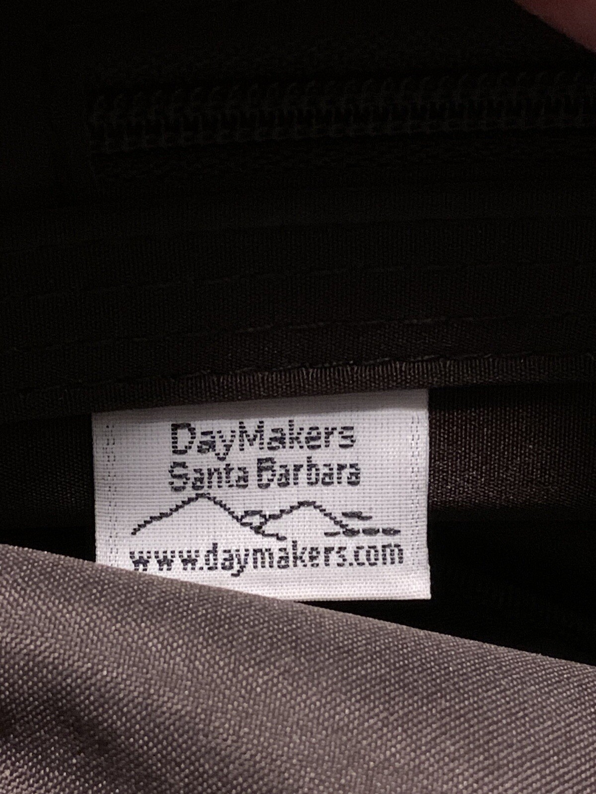 DayMakers RFID AntiTheft Brown Nylon Convertible … - image 3