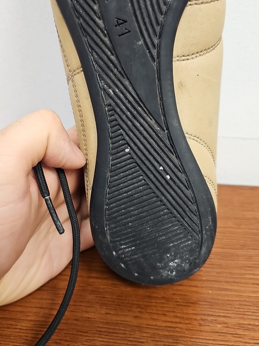 Women 8 US Balenciaga Zen Sneaker Bb Logo Beige Black Used Women 8 US Balenciaga Zen Sneaker Bb Logo Beige Black Used