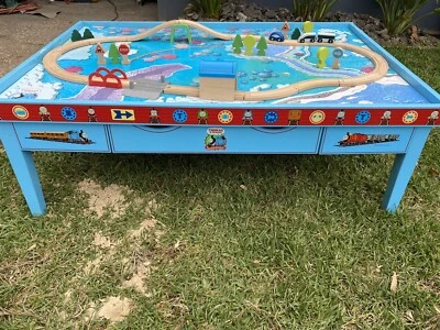 gumtree train table