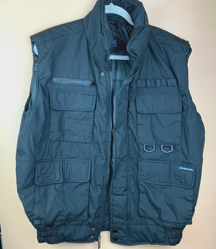 BLACK PADDED HUNTING VEST SIZE 