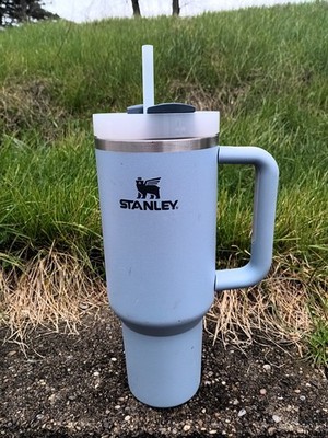 Stanley The Quencher H2.0 Flowstate Tumbler 40 Oz Chambray Blue Rare