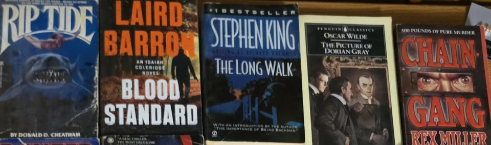 Paperbacks From Hell Vintage Horror Paperbacks 1970s-1990s Pack of 20 Foto 2 de 2