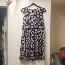 LOFT Summer DRESS Size L - Elastic middle- Soft & Comfy 