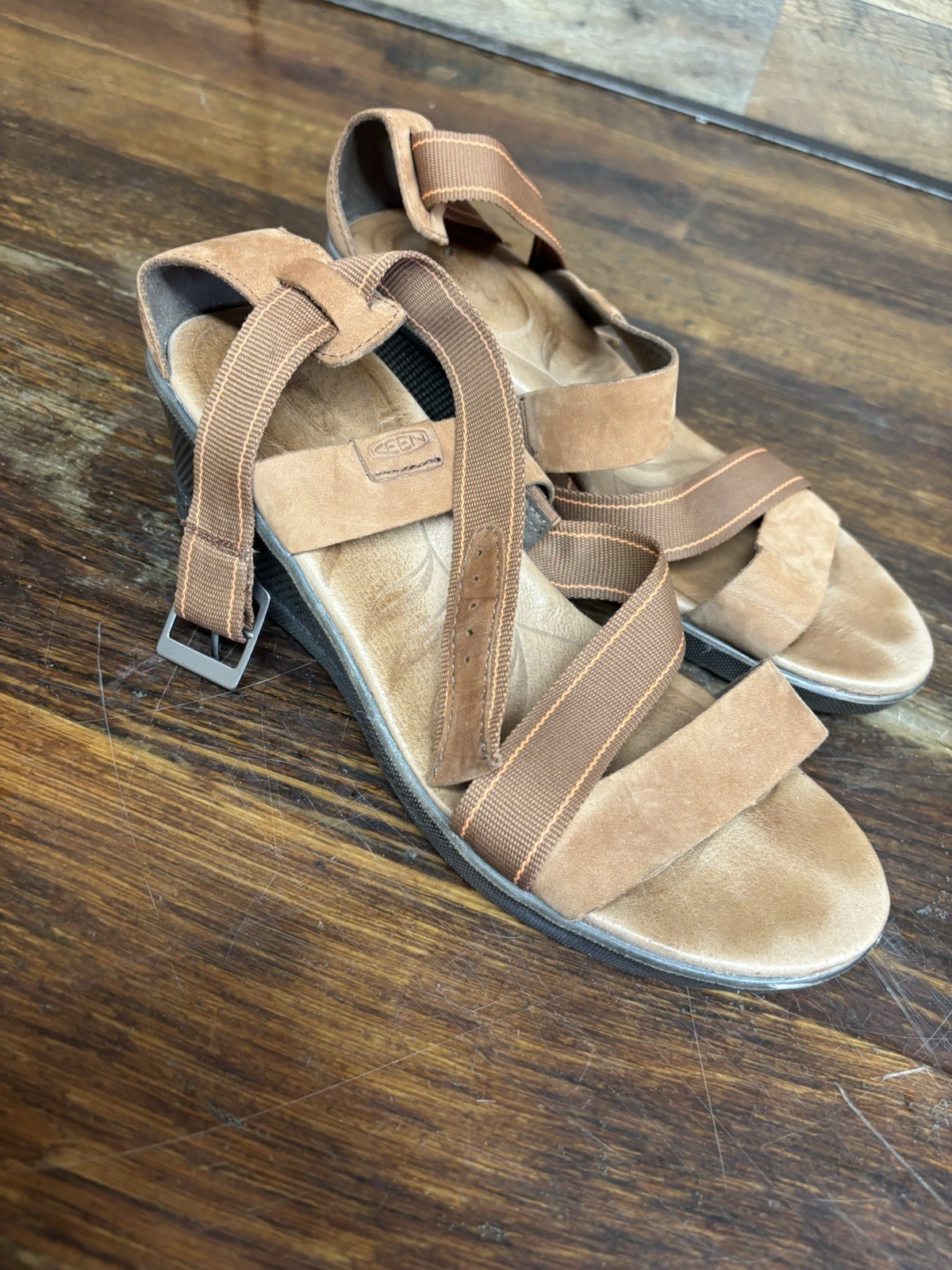 Sandali Keen Skyline zeppa pelle marrone cinturino alla caviglia taglia 9 OTTIME CONDIZIONI