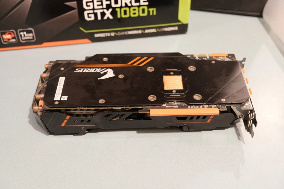 Gigabyte AORUS GeForce Nvidia GTX 1080 TI 11G Graphics Card - Image 4 of 4