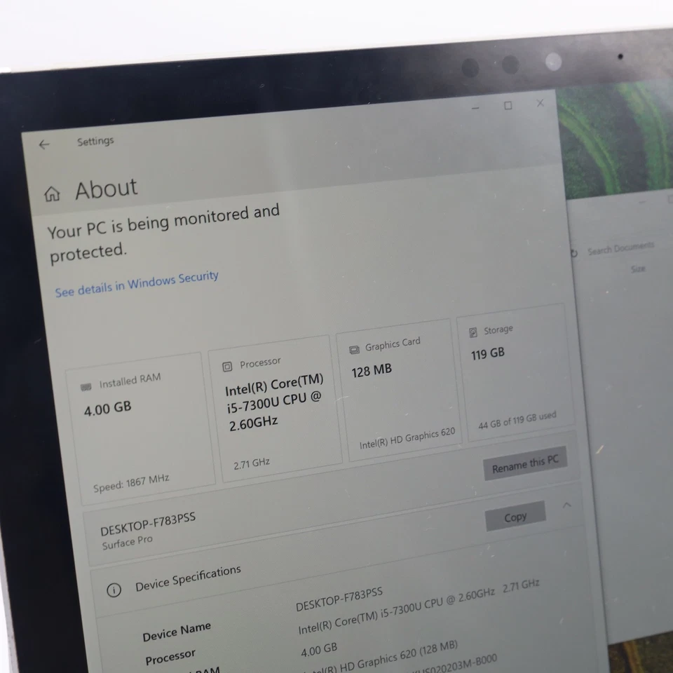 Microsoft Surface Pro 5 - 12.3" | i5 | 4GB RAM | 128GB SSD Keyboard & Pen Stylus - Image 2 of 4