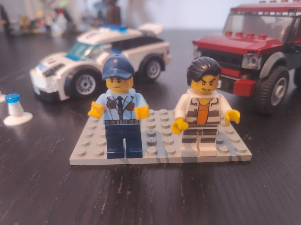 LEGO City 60128 Police Pursuit, photo 3 sur 5