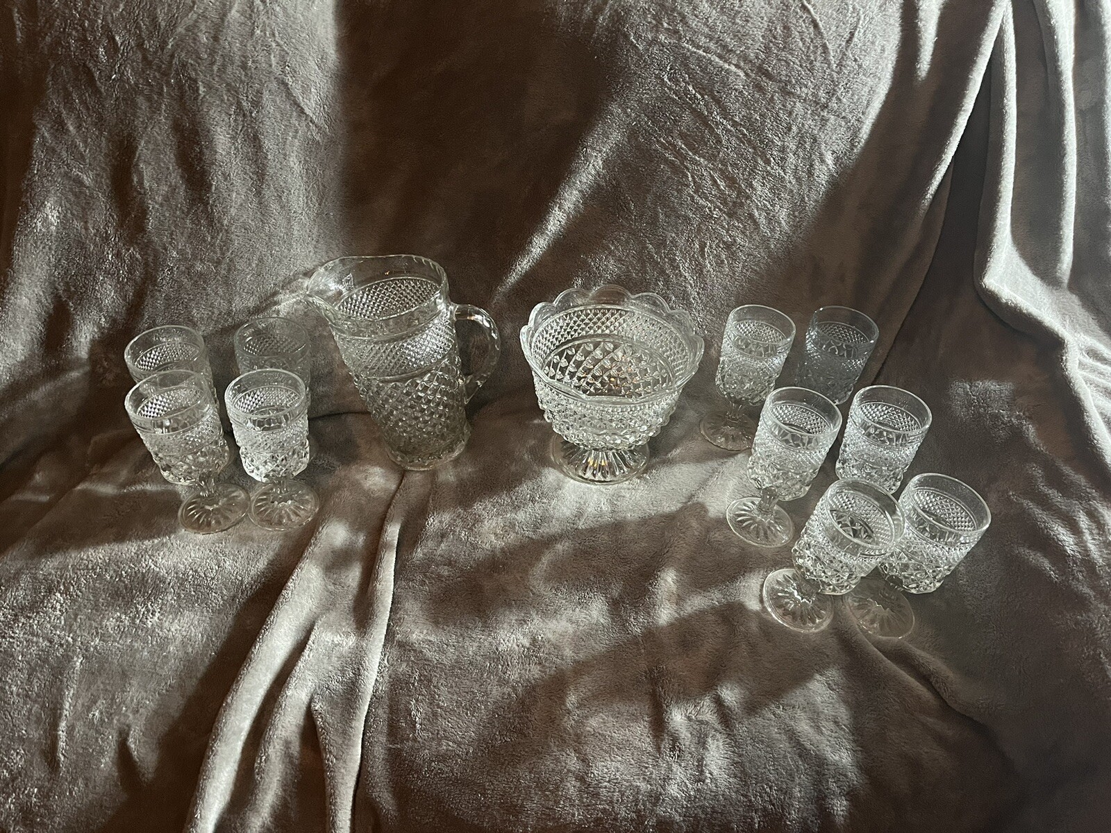 Picture 1 of 8