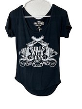 Girls With Guns Top Rhinestone GWG Tee Shirt Size Medium Crossed Pistols W