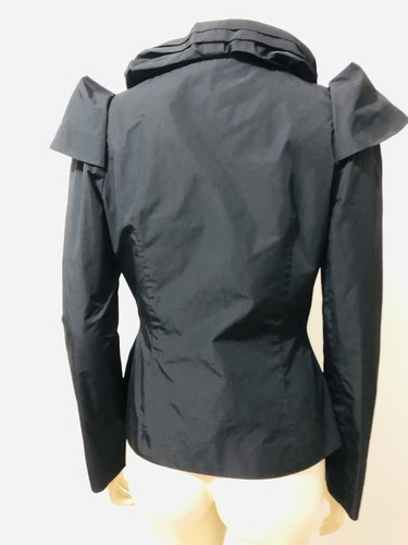 Carla Zampatti 10 black Matt taffeta cropped Tudor jacket - Bild 4 von 6