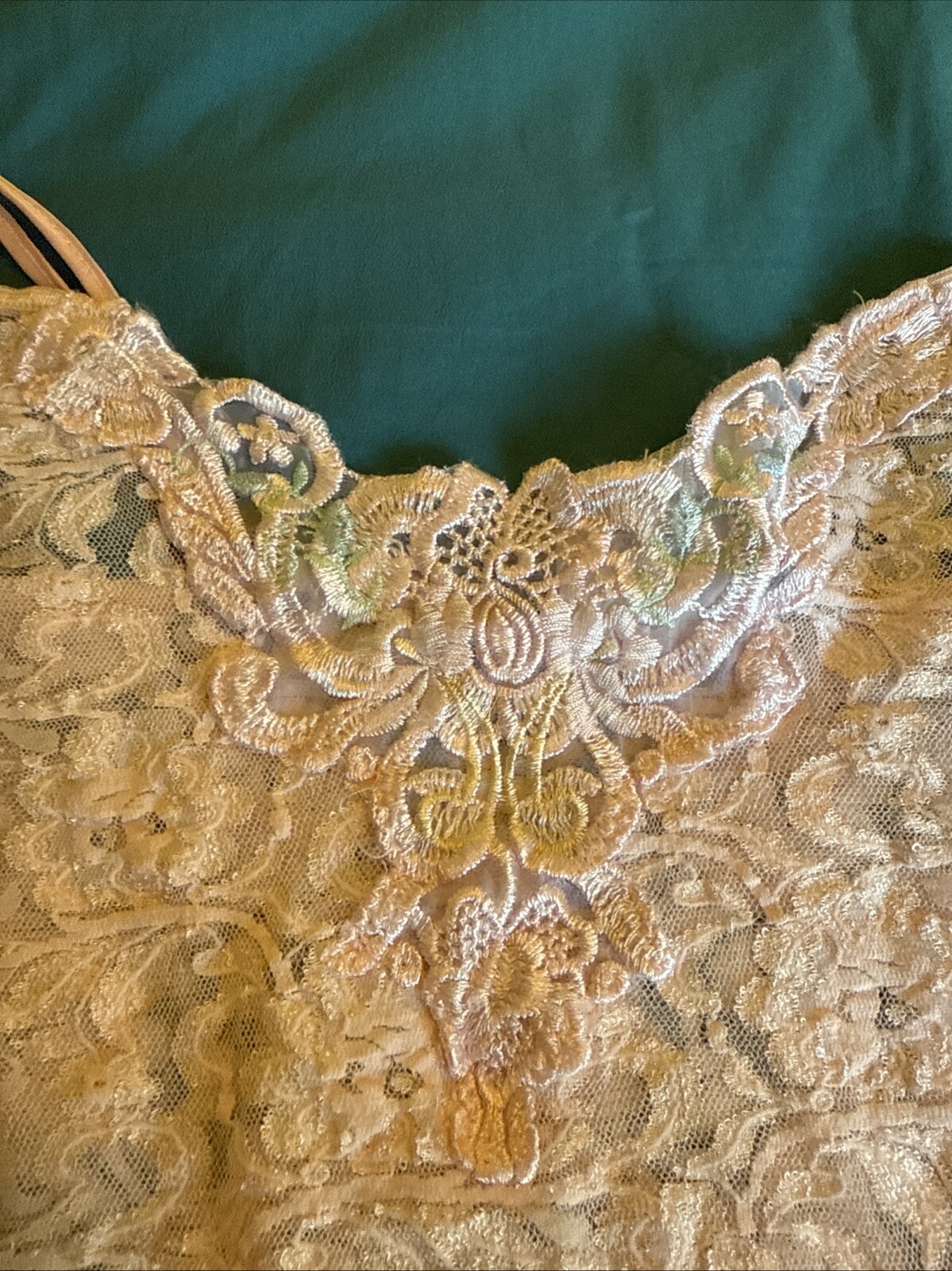 Picture 2 of 4
