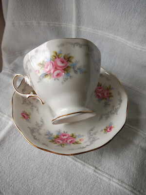 Sammeltasse Antik, Royal Kent, Bone China, NEU, Tasse mit Untertasse, England