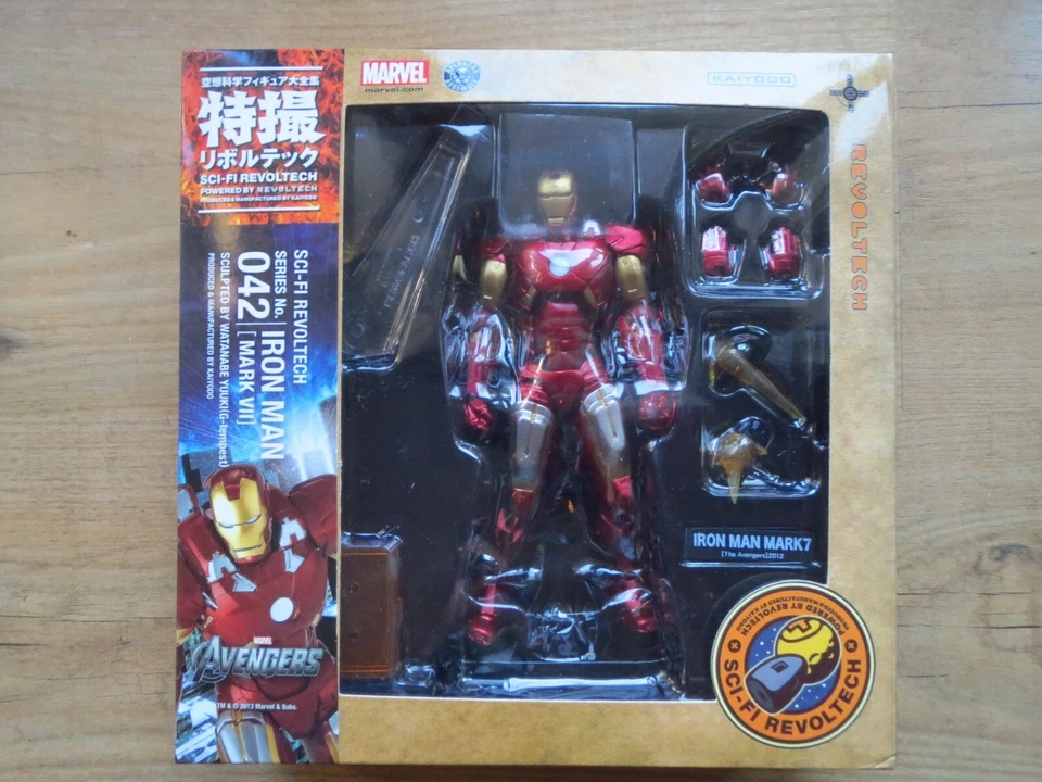 Iron Man Mark 7 Avengers 2013 Revoltech 042 Action Figure  6 " Kaiyodo Marvel 