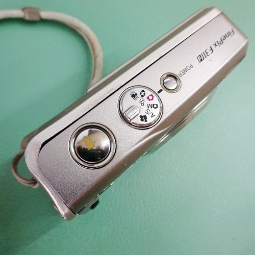 Fujifilm FinePix F31fd Silver 6.3MP Compact Digital Camera From Japan - Picture 10 of 14
