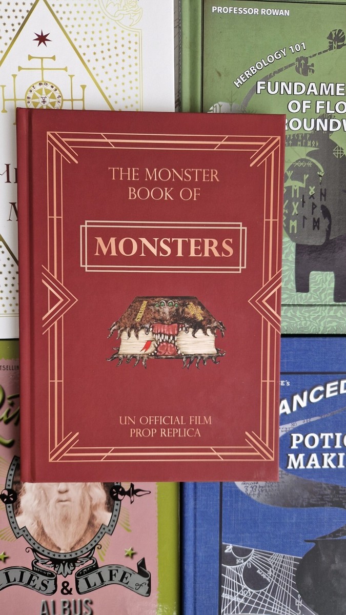 The Monster Book of Monsters （怪物的な怪物の本） Amazon.co.jp: 怪物的な怪物の本 スタジオツアー東京 : おもちゃ