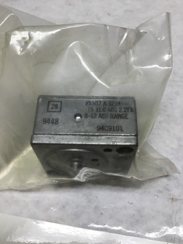 Honeywell Step Open Pressure Regulator V5307A1224 - Picture 4 of 7