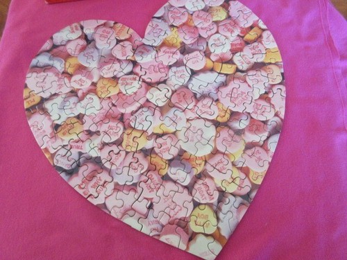 Hallmark Springbok Outlines Puzzle in Shape of Heart, Valentines Candy, Complete - Picture 2 of 5