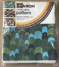 Vintage 70-80  s Caron Latch Hook Pattern Color Curves 20x27 New In Open Package