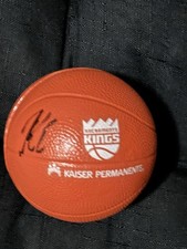 Signed Keon Ellis Sacramento Kings Souvenir Mini Ball SGA Sabonis DeRozan Lavine
