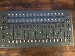 Avid S3 Control Audio Interface Eucon Enabled Controller w/ Cover