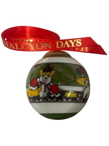 Halcyon Days Corgi at Christmas Bone China Decorative Bauble 2" - Picture 4 of 5