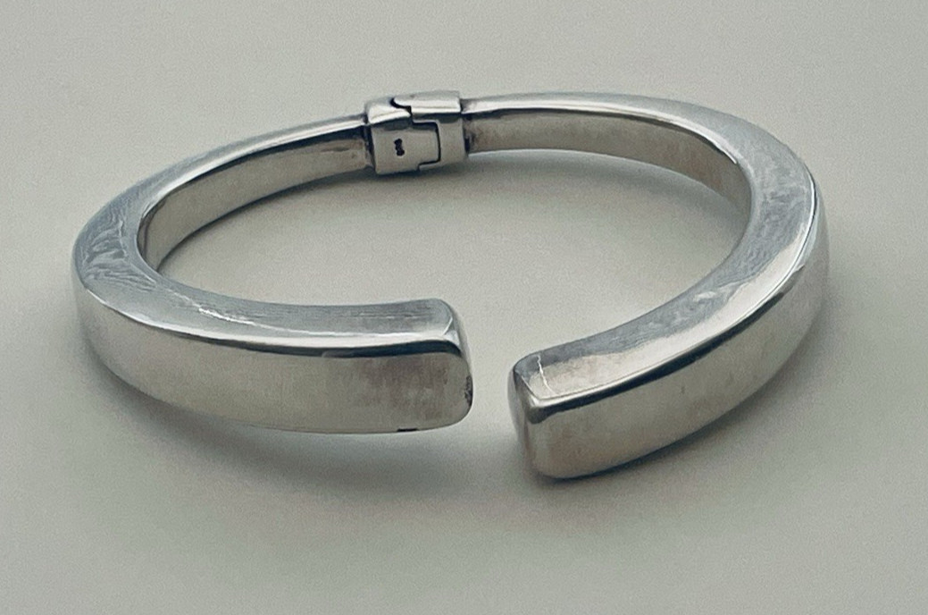 Bangle Bracelet - Sterling Silver 925 Bypass Style Hinged  1/2