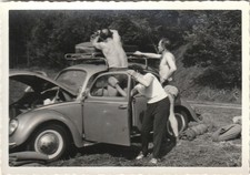 Vintage Foto VW Käfer mit Dachgepäckträger Auto Oldtimer PKW Car