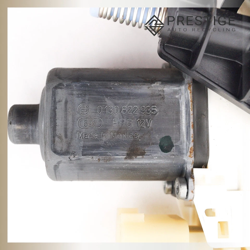 2015-2017 CHRYSLER 200 Regulador de Janela de Porta com Motor Frente Direita 68249042AA Fabricante de Equipamento Original - Imagem 2 de 4