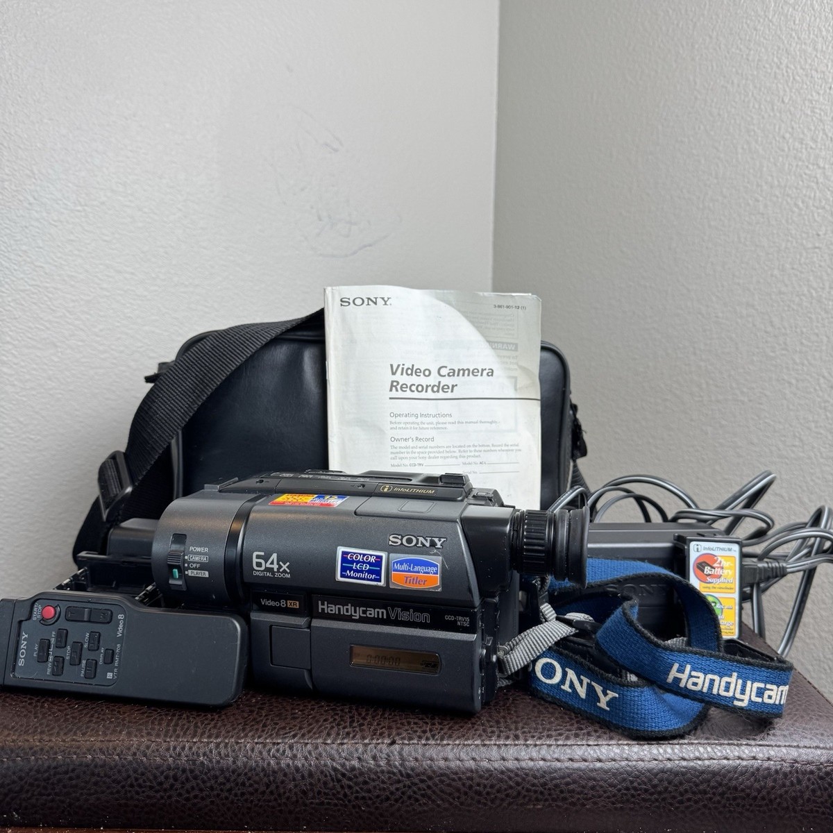 ビデオカメラ SONY Video8XR Handycam Vision CCD-TRV15 SONY CCD-TRV15 HANDYCAM VISION VIDEO Hi8 XR CAMCORDER FOR